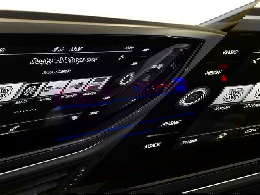 Volkswagen Taigo usata a Prato (14)