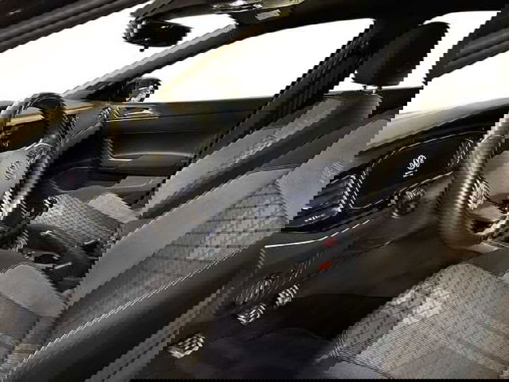 Volkswagen Taigo usata a Prato (9)