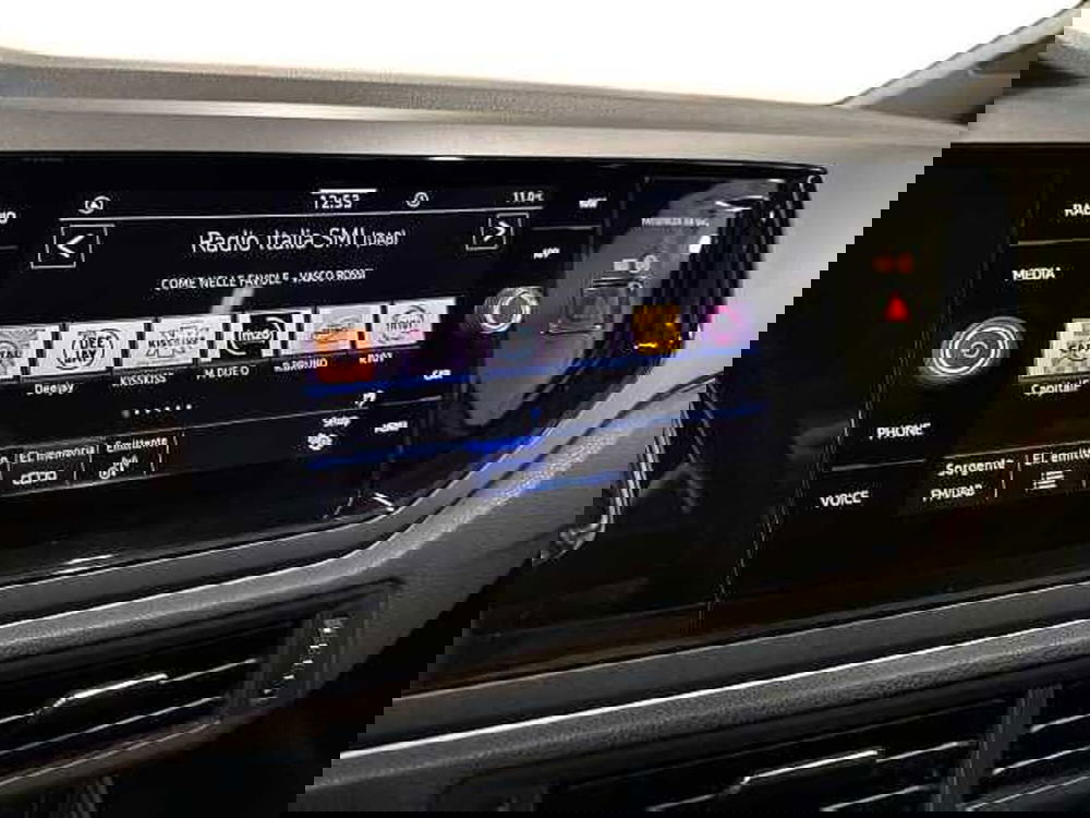 Volkswagen Taigo usata a Prato (14)