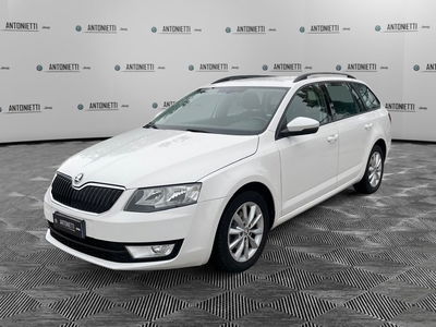 Skoda Octavia Station Wagon 1.6 TDI CR 110 CV Wagon Ambition del 2017 usata a Jesi