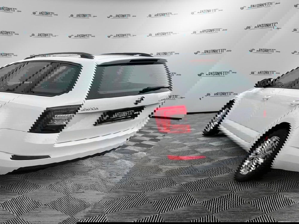 Skoda Octavia Station Wagon usata a Ancona (7)