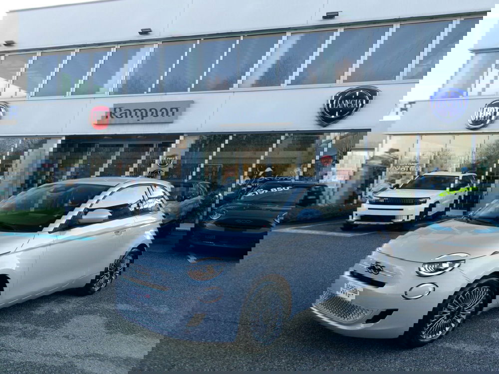 Fiat 500 nuova a Venezia