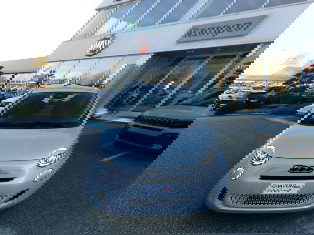 Fiat 500 nuova a Venezia (7)