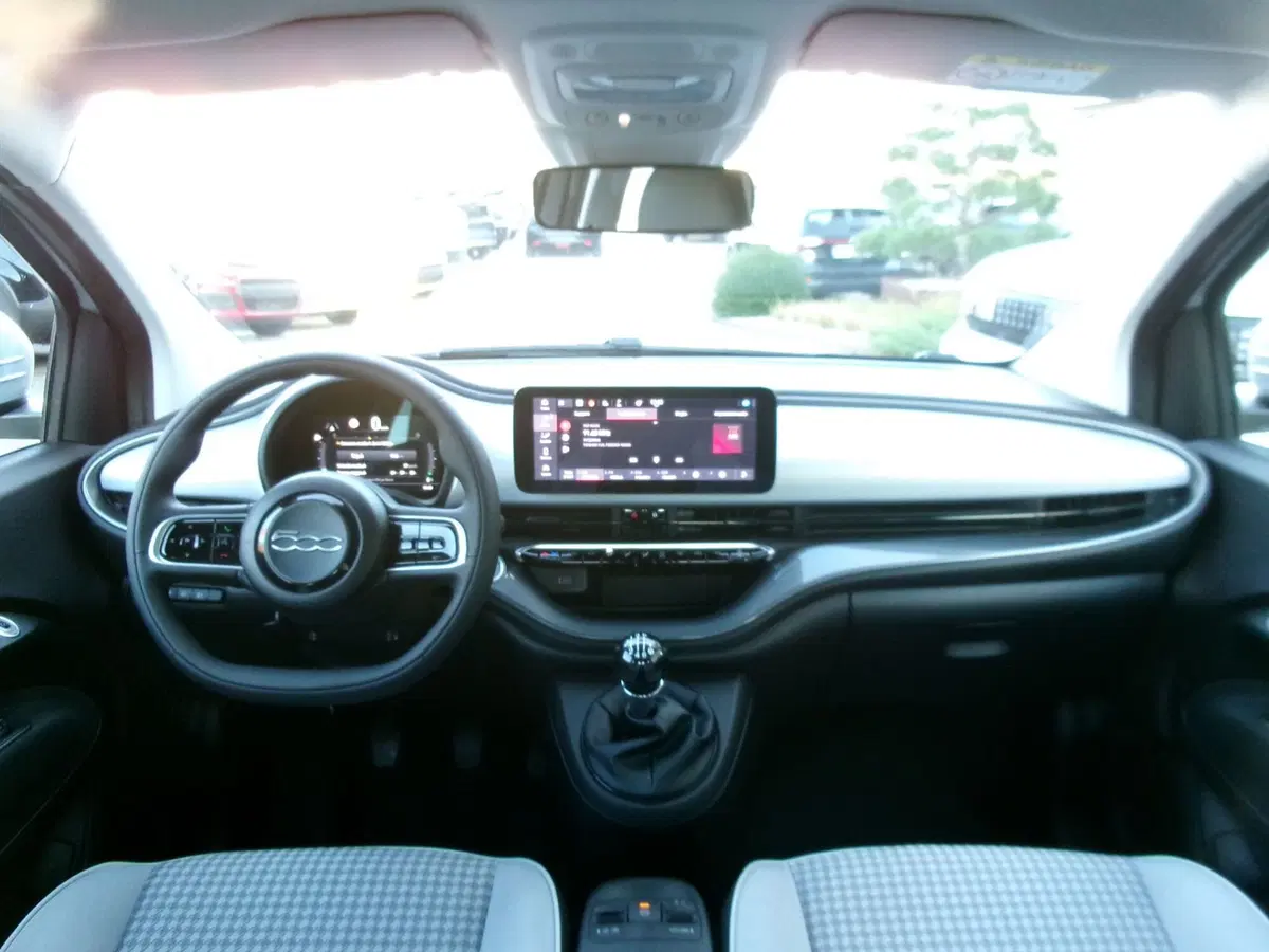 Fiat 500 nuova a Venezia (9)