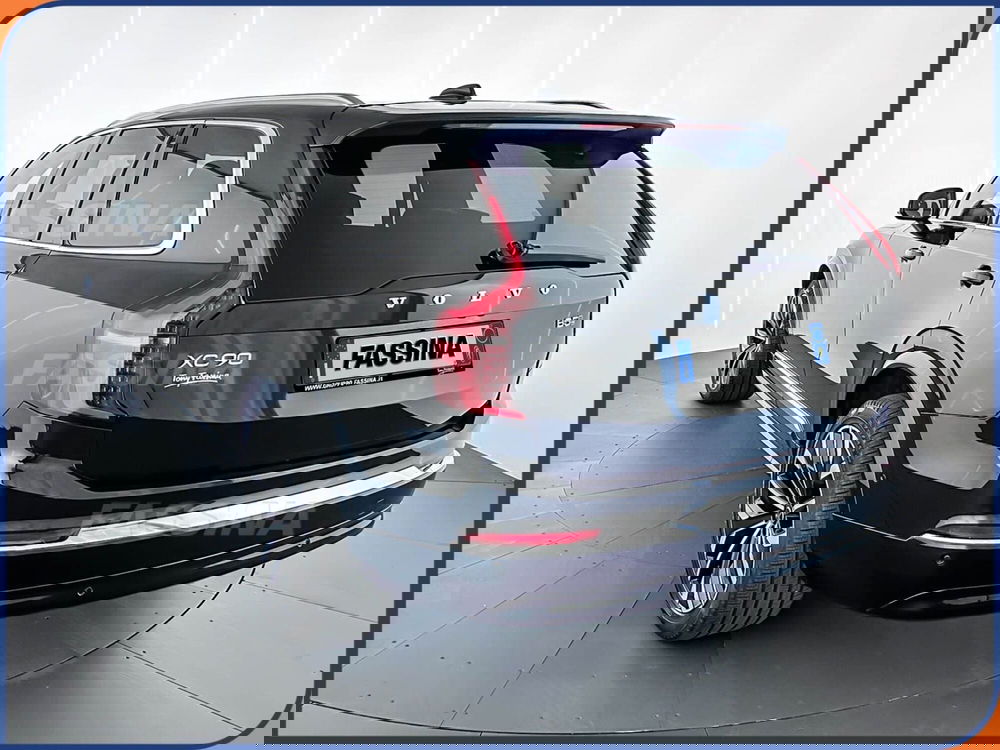Volvo XC90 usata a Milano (4)