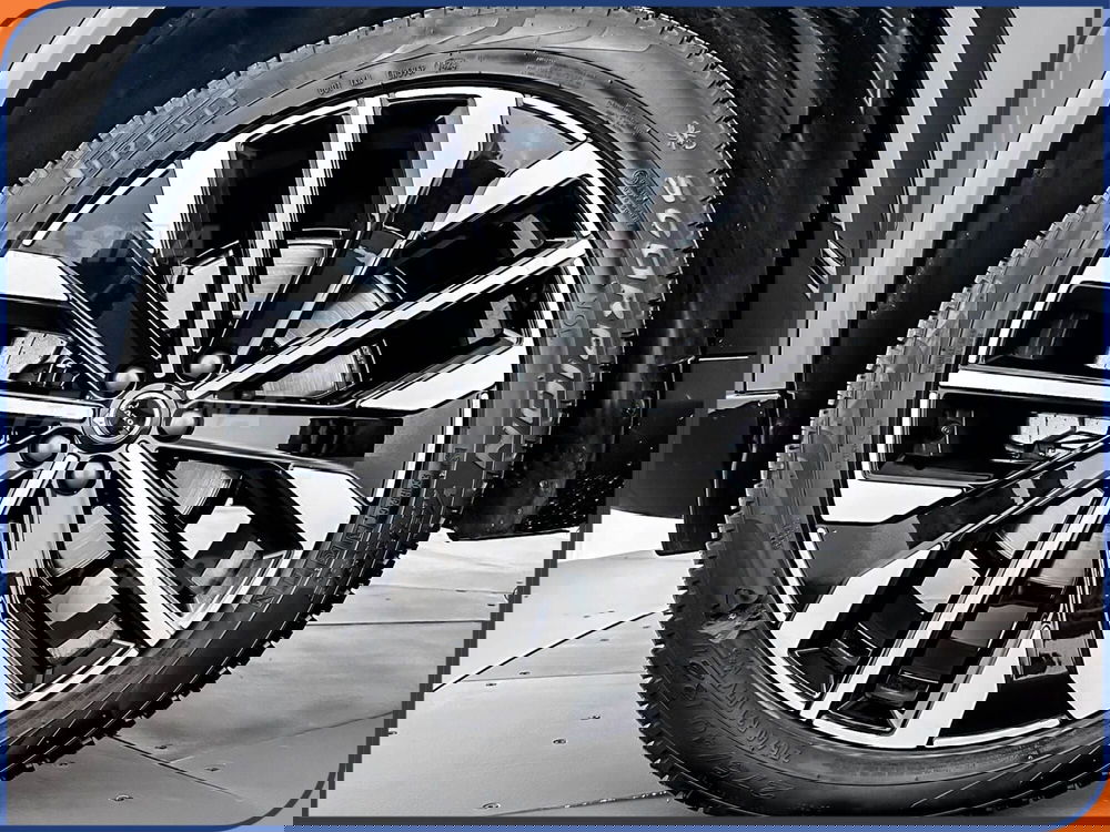 Volvo XC90 usata a Milano (7)