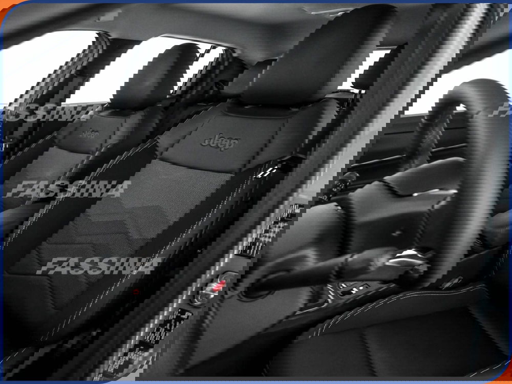 Jeep Avenger nuova a Milano (7)