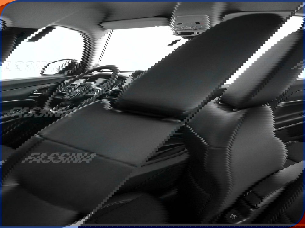 Jeep Avenger nuova a Milano (11)