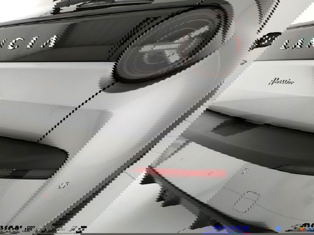 Lancia Ypsilon nuova a Padova (18)