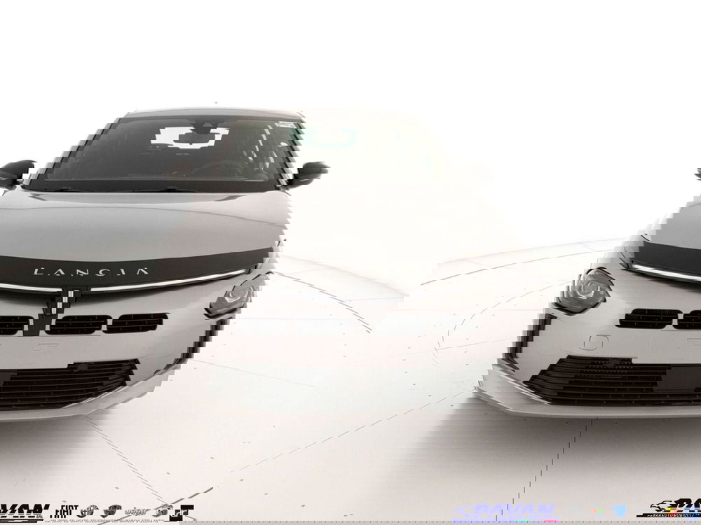 Lancia Ypsilon nuova a Padova (2)