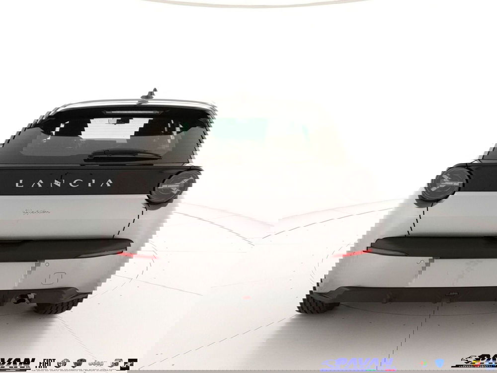 Lancia Ypsilon nuova a Padova (4)