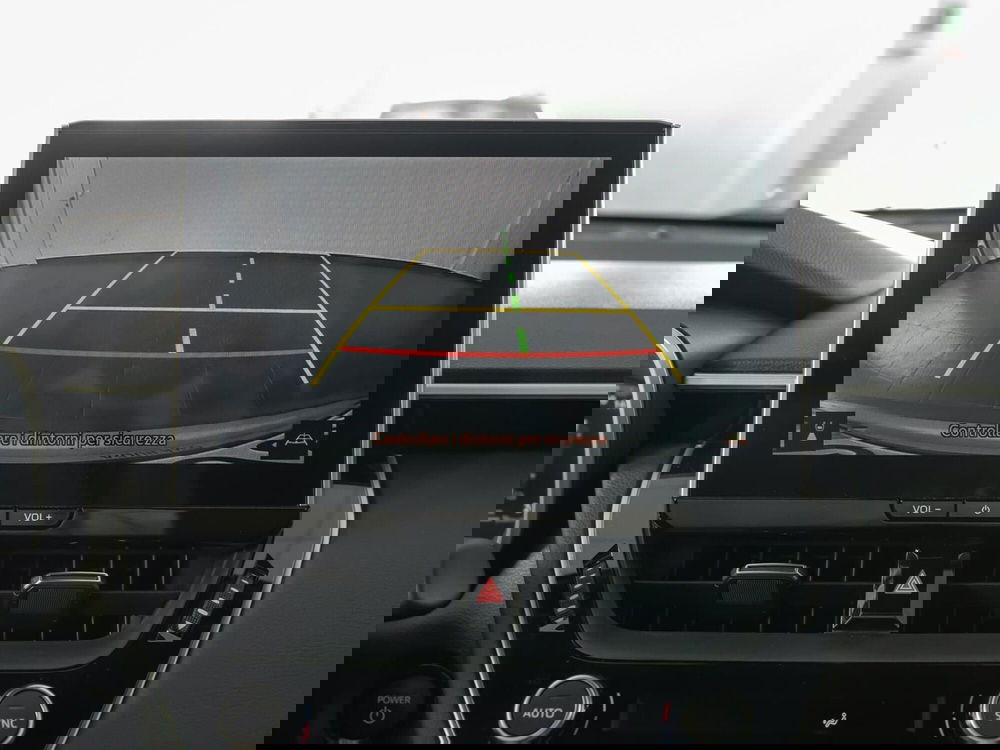 Toyota Corolla Cross Hybrid usata a Foggia (15)