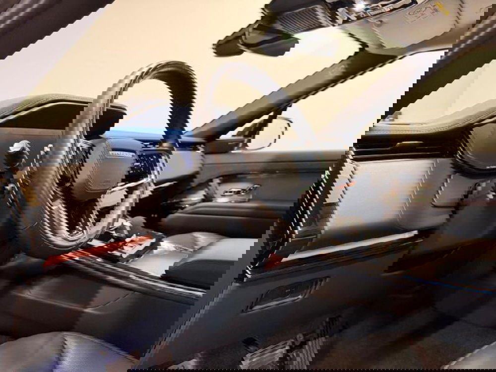 Land Rover Range Rover Sport usata a Venezia (6)