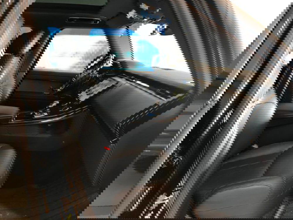 Land Rover Range Rover Sport usata a Venezia (9)