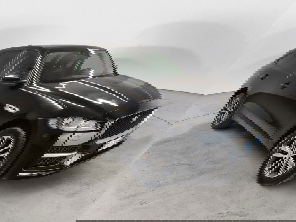 Jaguar F-Pace usata a Arezzo