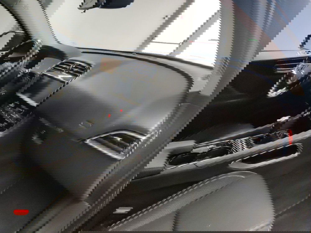 Jaguar F-Pace usata a Arezzo (10)