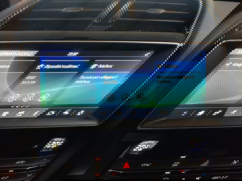 Jaguar F-Pace usata a Arezzo (18)