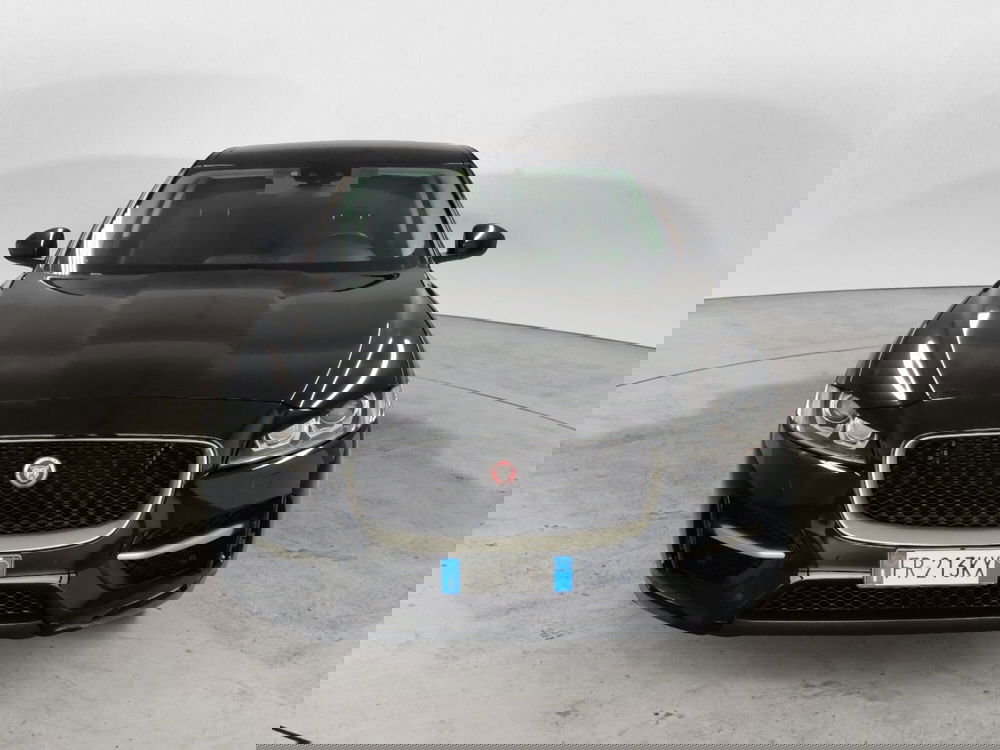 Jaguar F-Pace usata a Arezzo (2)