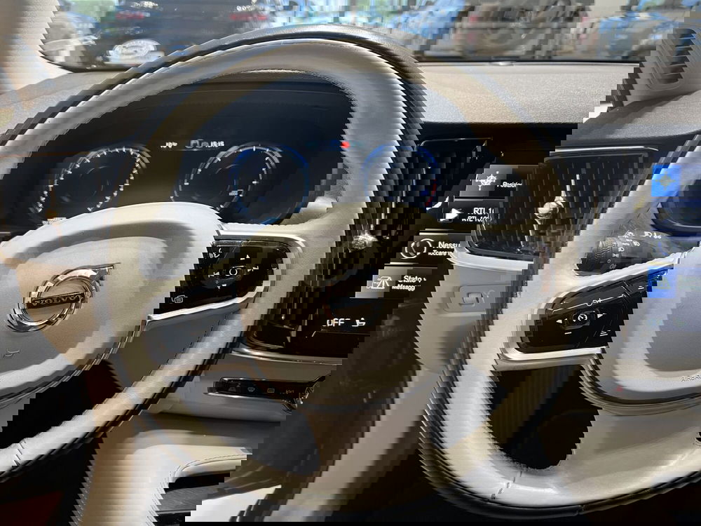 Volvo V90 Cross Country usata a Forlì-Cesena (15)