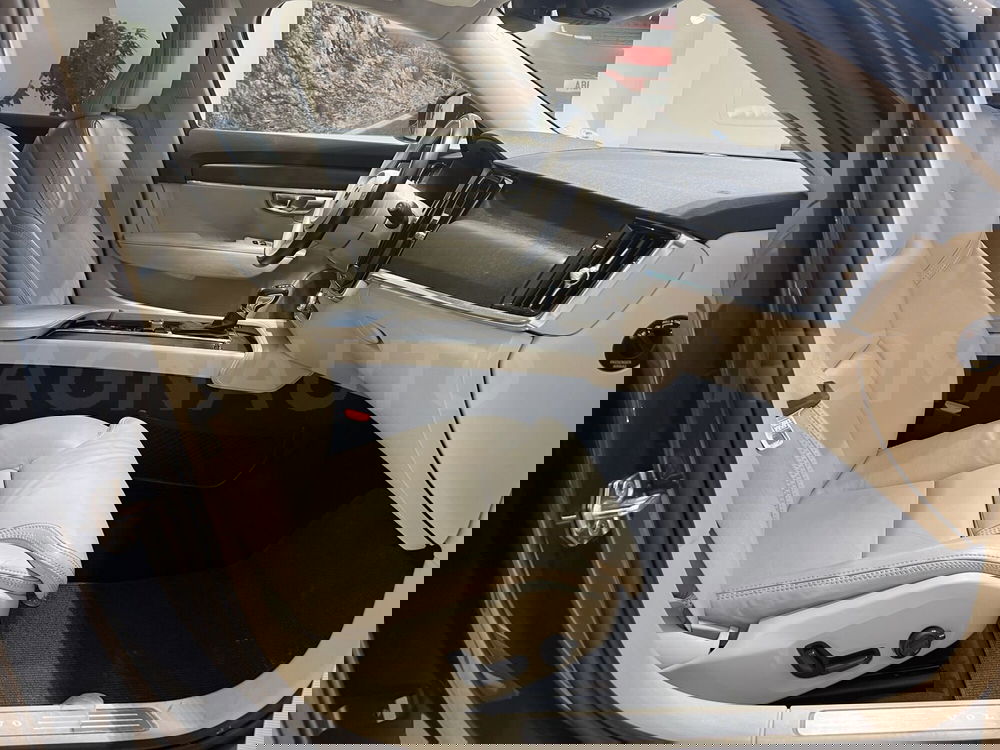 Volvo V90 Cross Country usata a Forlì-Cesena (9)