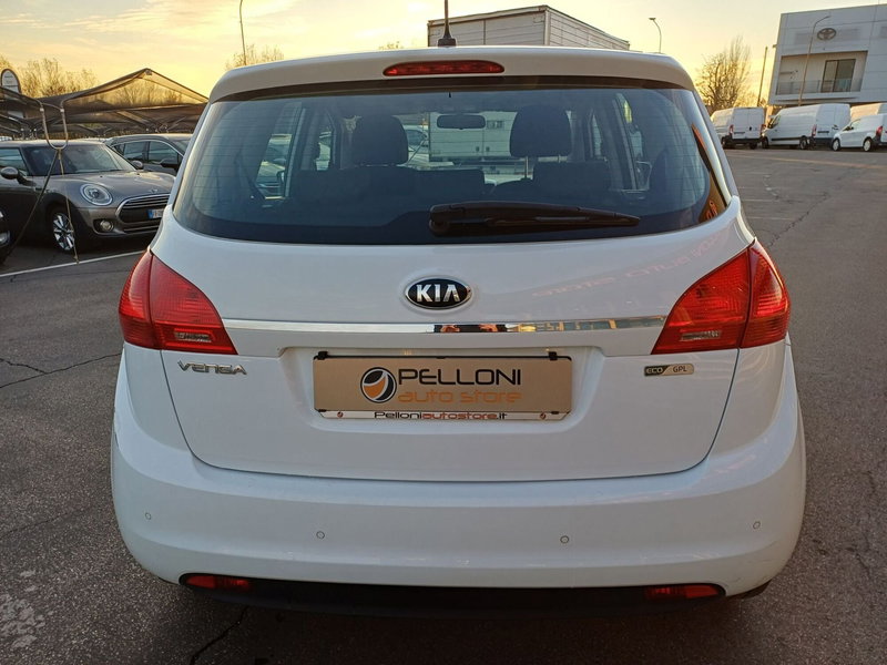 Kia Venga usata a Modena (6)