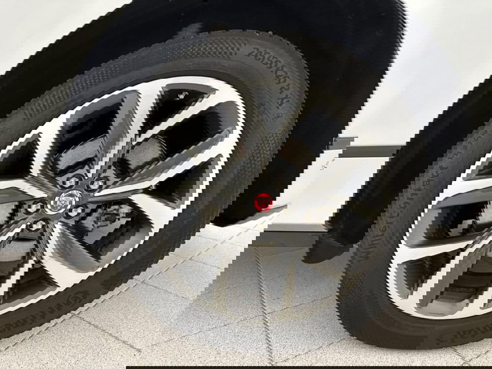 Jaguar I-Pace usata a Verbano Cusio Ossola (9)