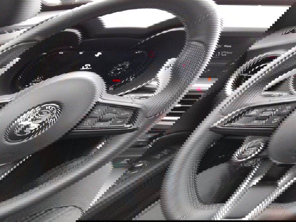 Alfa Romeo Stelvio usata a Roma (19)