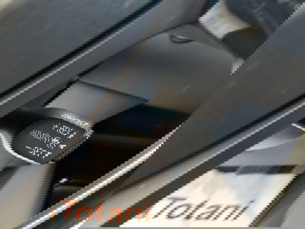 Toyota Toyota C-HR usata a L'Aquila (13)