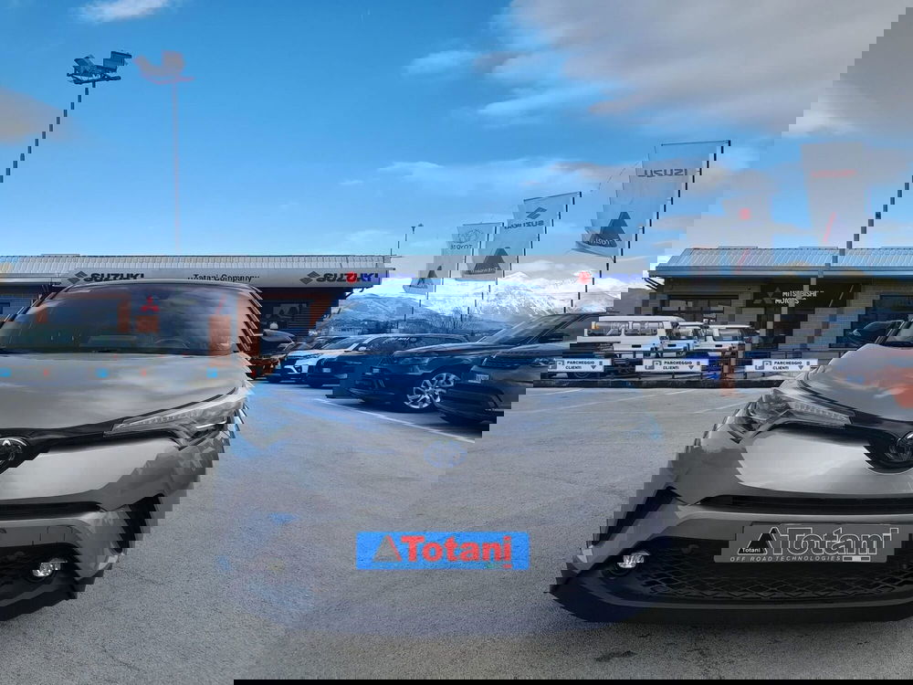 Toyota Toyota C-HR usata a L'Aquila (3)