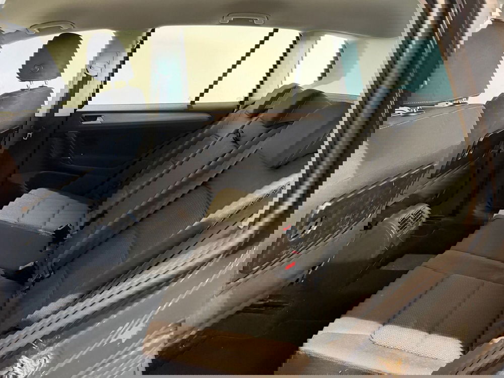 Volkswagen Golf usata a Genova (10)