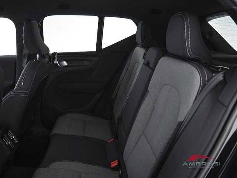 Volvo XC40 usata a Perugia (10)