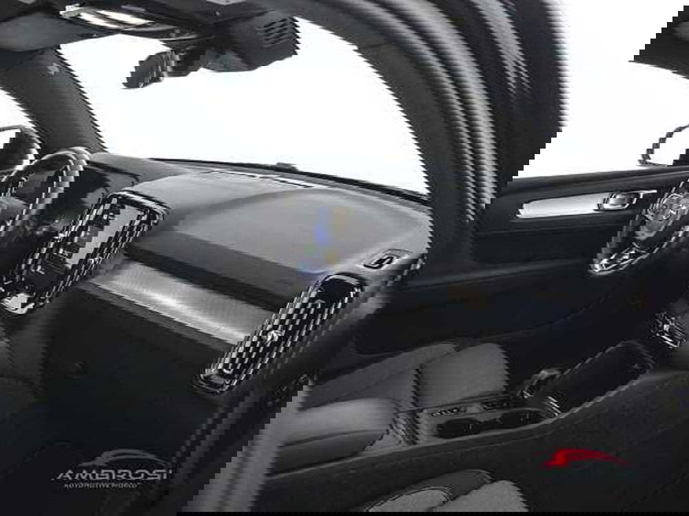 Volvo XC40 usata a Perugia (12)