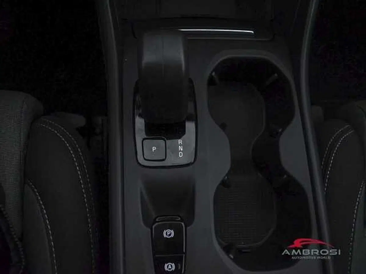 Volvo XC40 usata a Perugia (19)