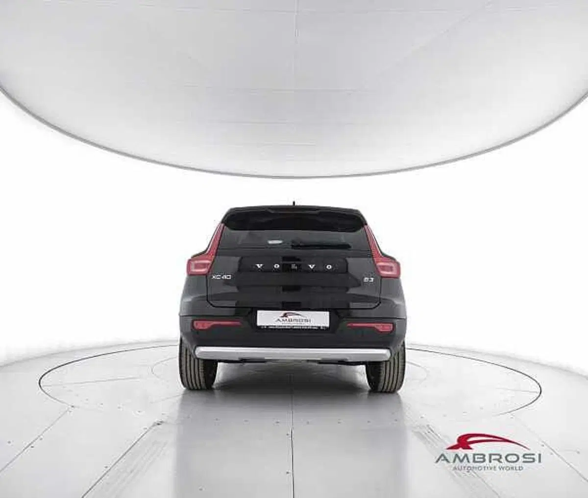 Volvo XC40 usata a Perugia (6)