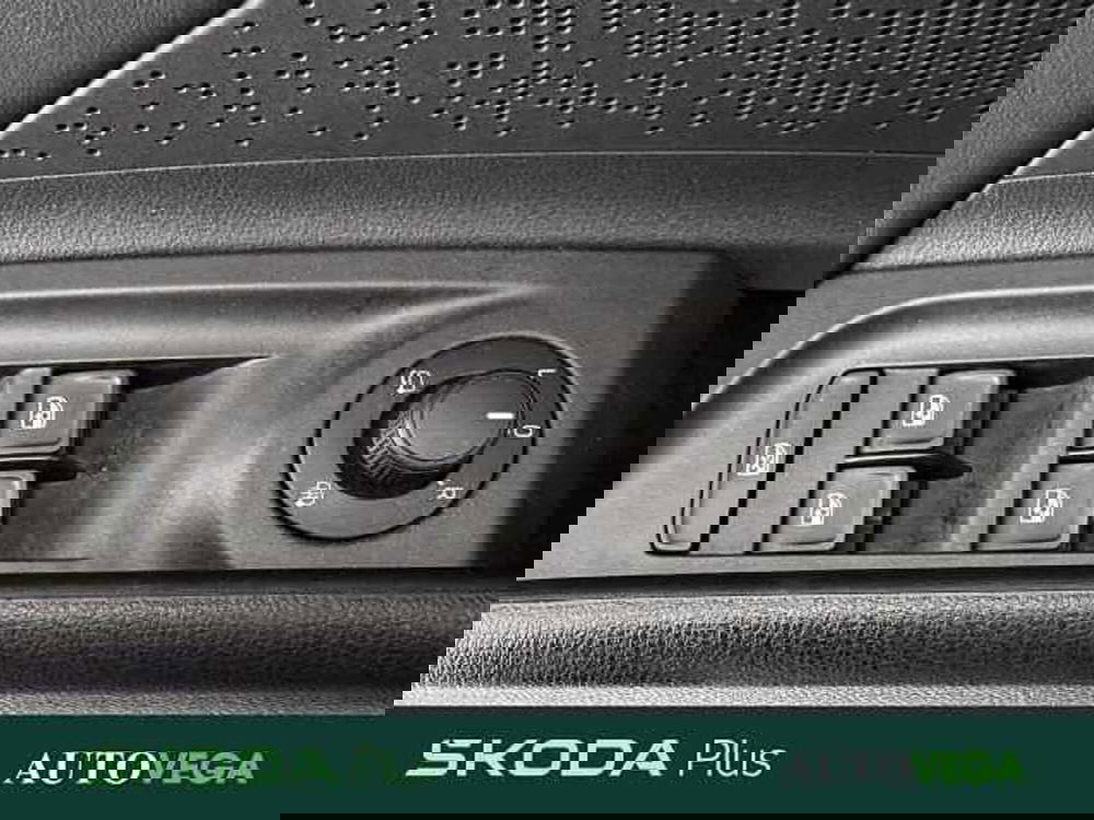 Skoda Enyaq usata a Vicenza (12)