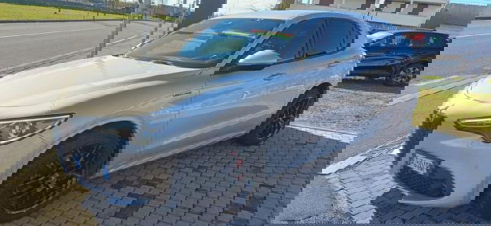 Alfa Romeo Stelvio usata a Padova (2)
