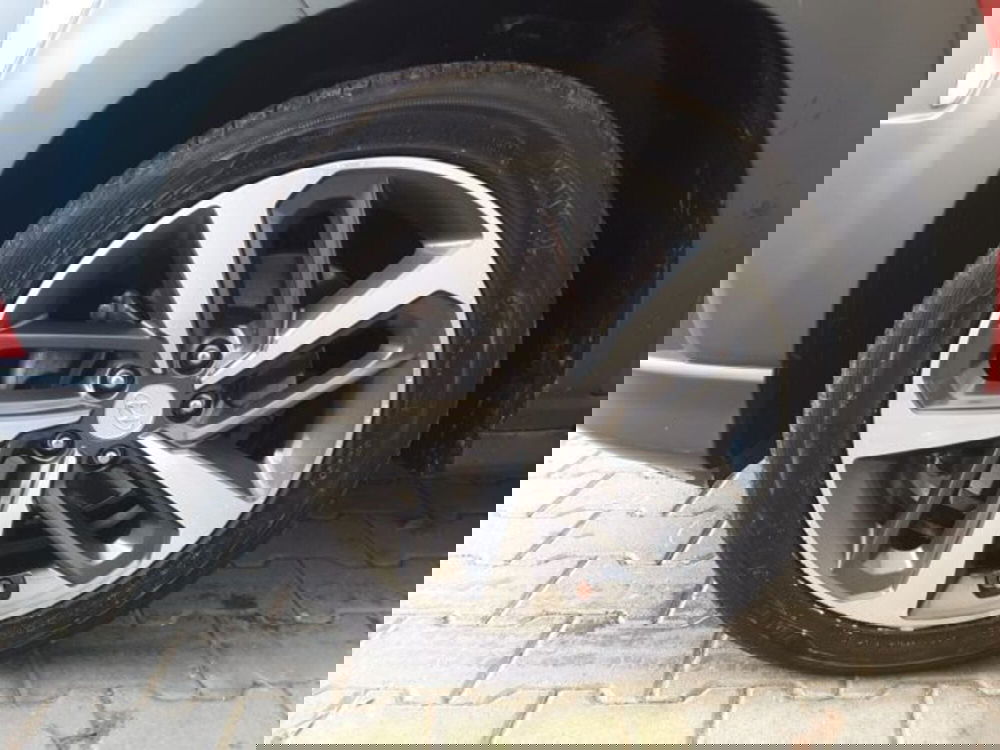 Hyundai Kona usata a Firenze (4)