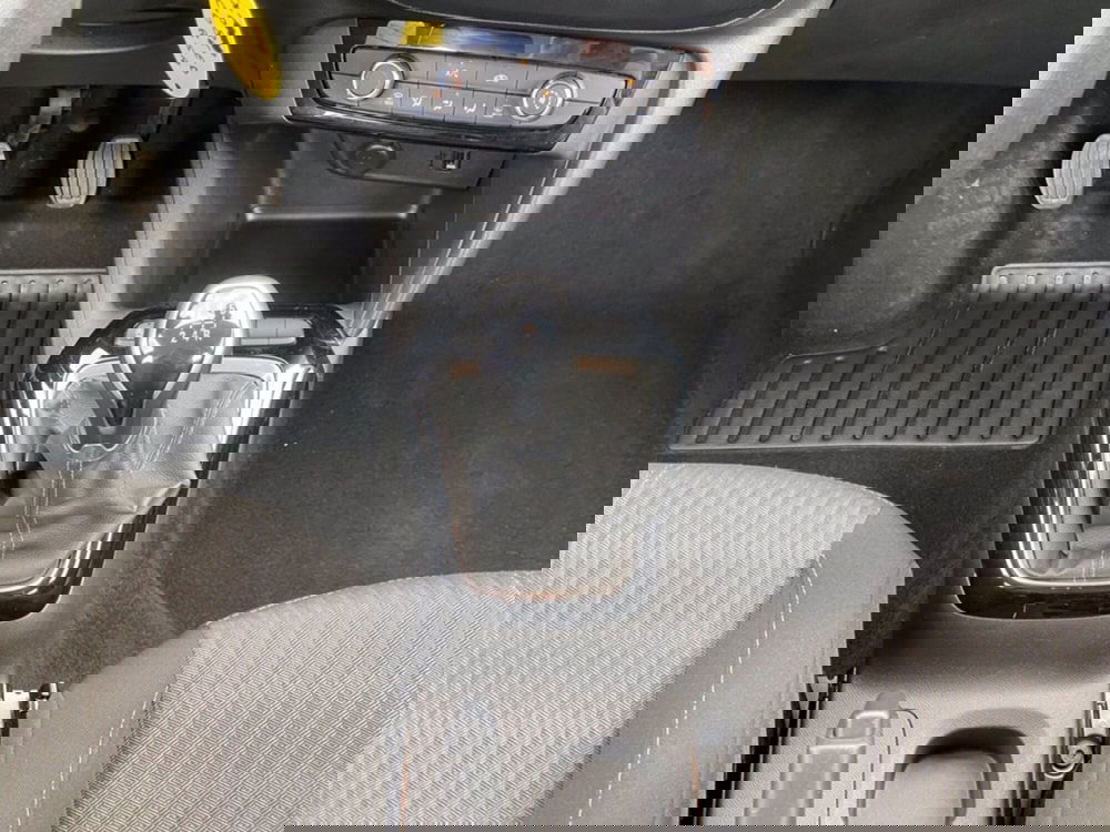 Opel Corsa usata a Milano (15)