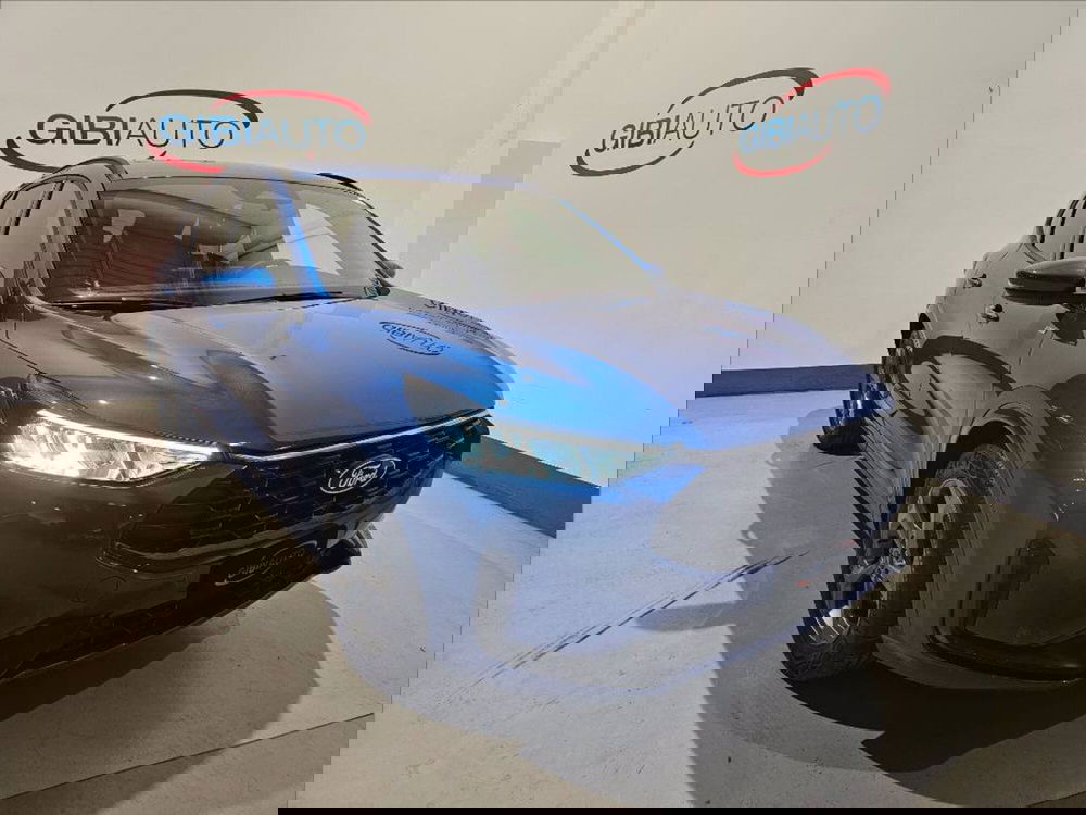 Ford Kuga nuova a Palermo