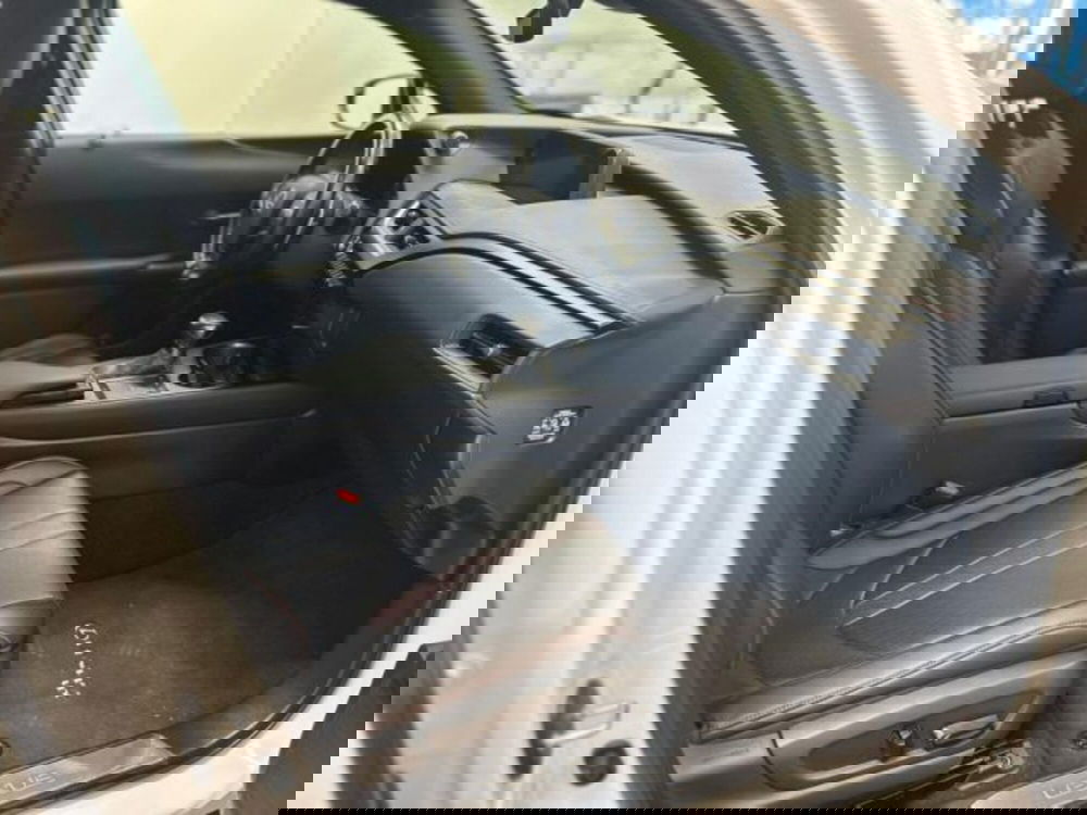 Lexus UX usata a Modena (8)