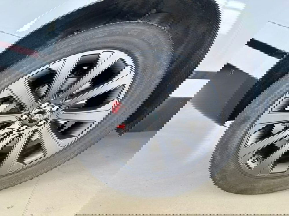 Land Rover Range Rover Velar usata a Modena (9)