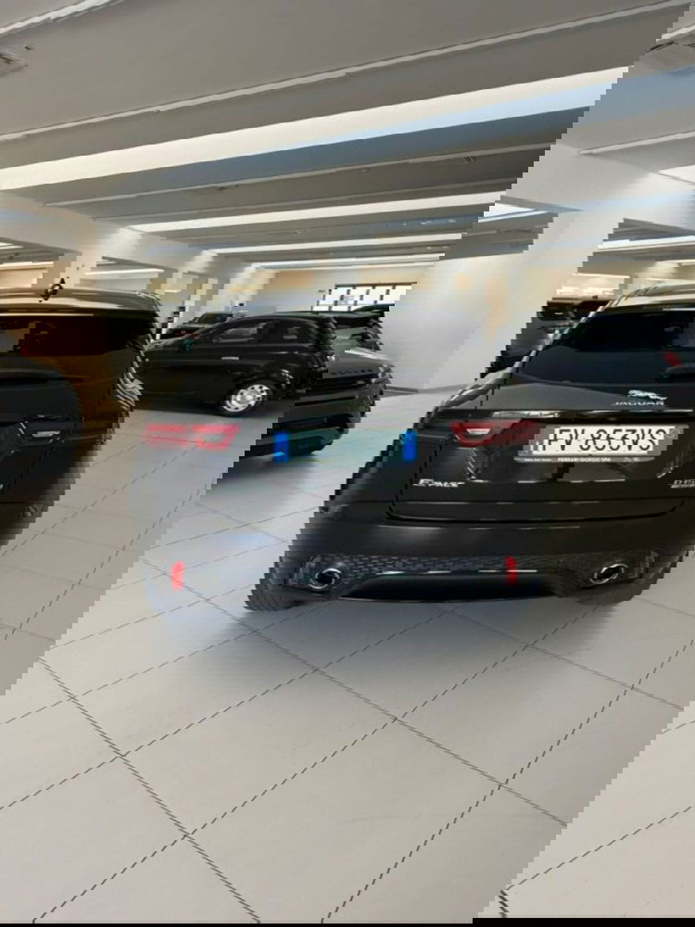 Jaguar E-Pace usata a Modena (10)