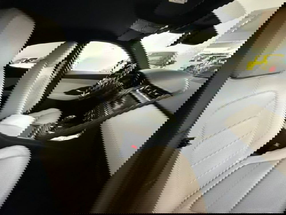 Jaguar E-Pace usata a Modena (7)