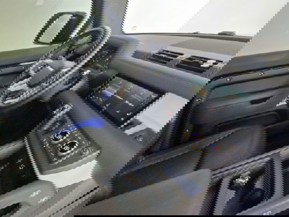 Land Rover Defender usata a Modena (10)