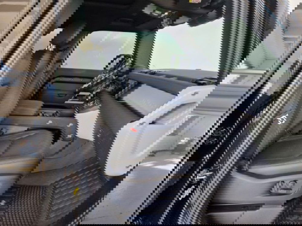 Land Rover Defender usata a Modena (3)