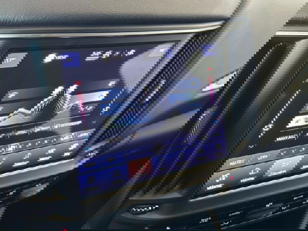 Maserati Levante usata a Modena (11)