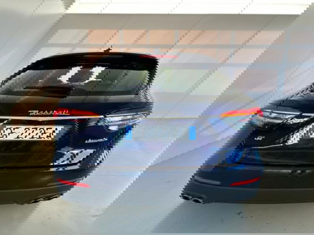 Maserati Levante usata a Modena (12)