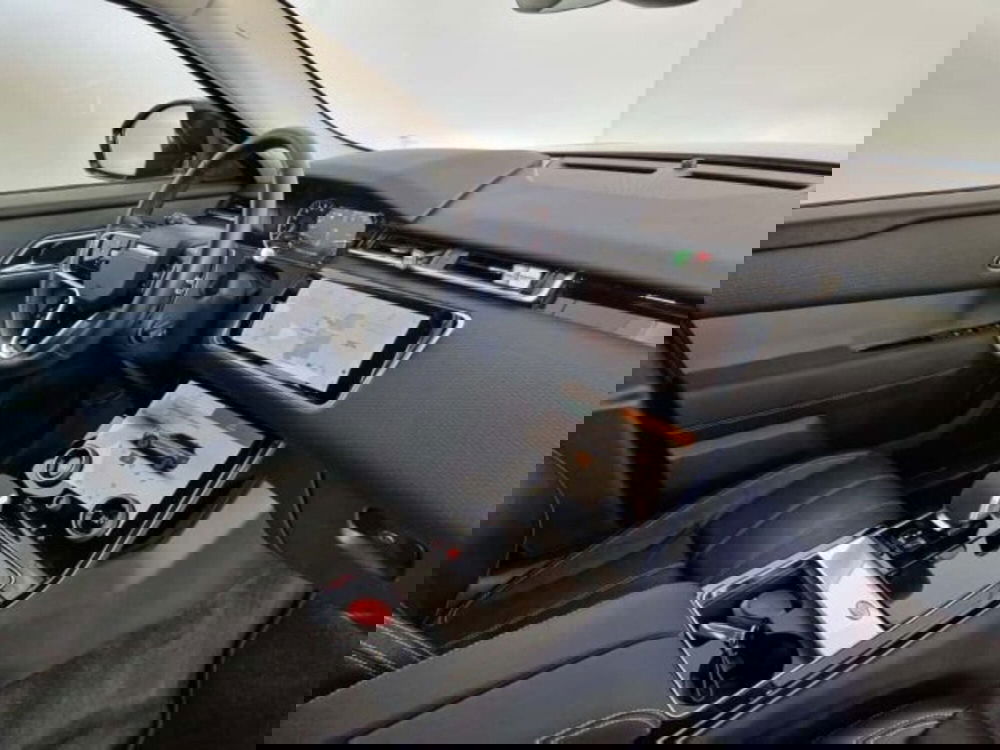 Land Rover Range Rover Velar usata a Modena (12)