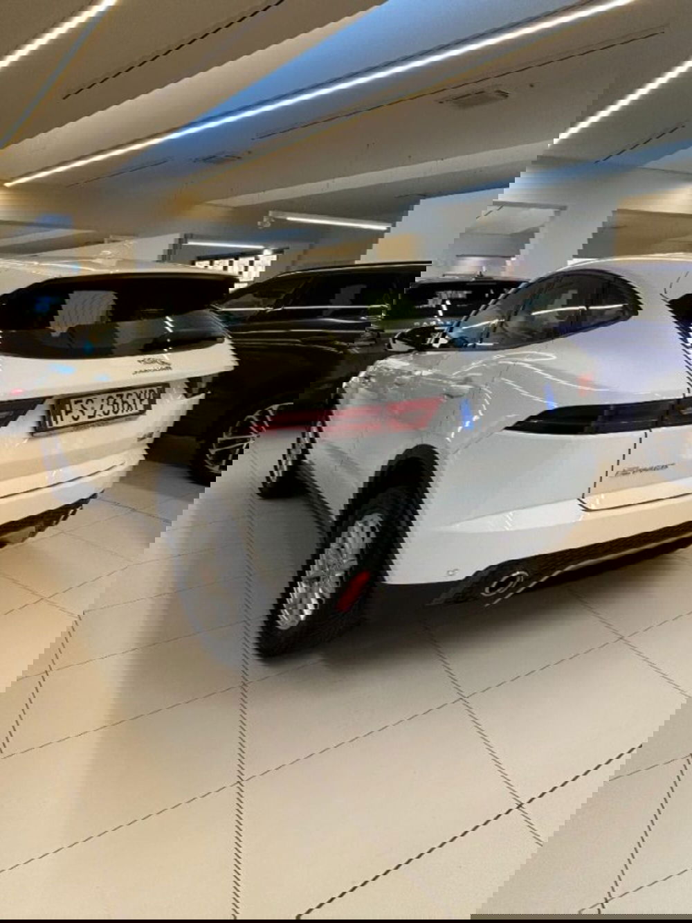 Jaguar E-Pace usata a Modena (4)