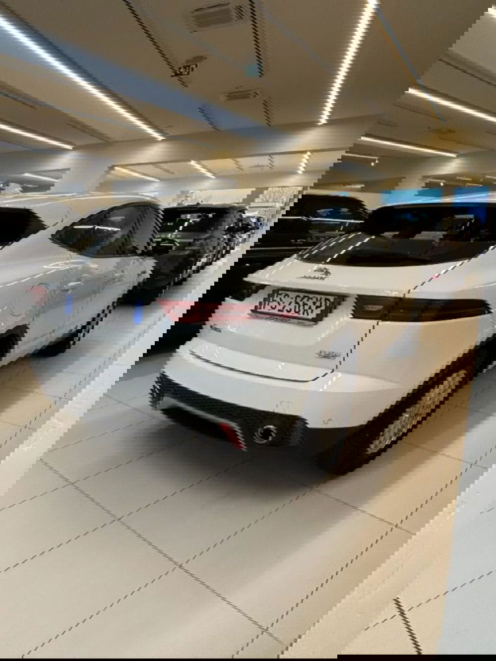Jaguar E-Pace usata a Modena (5)